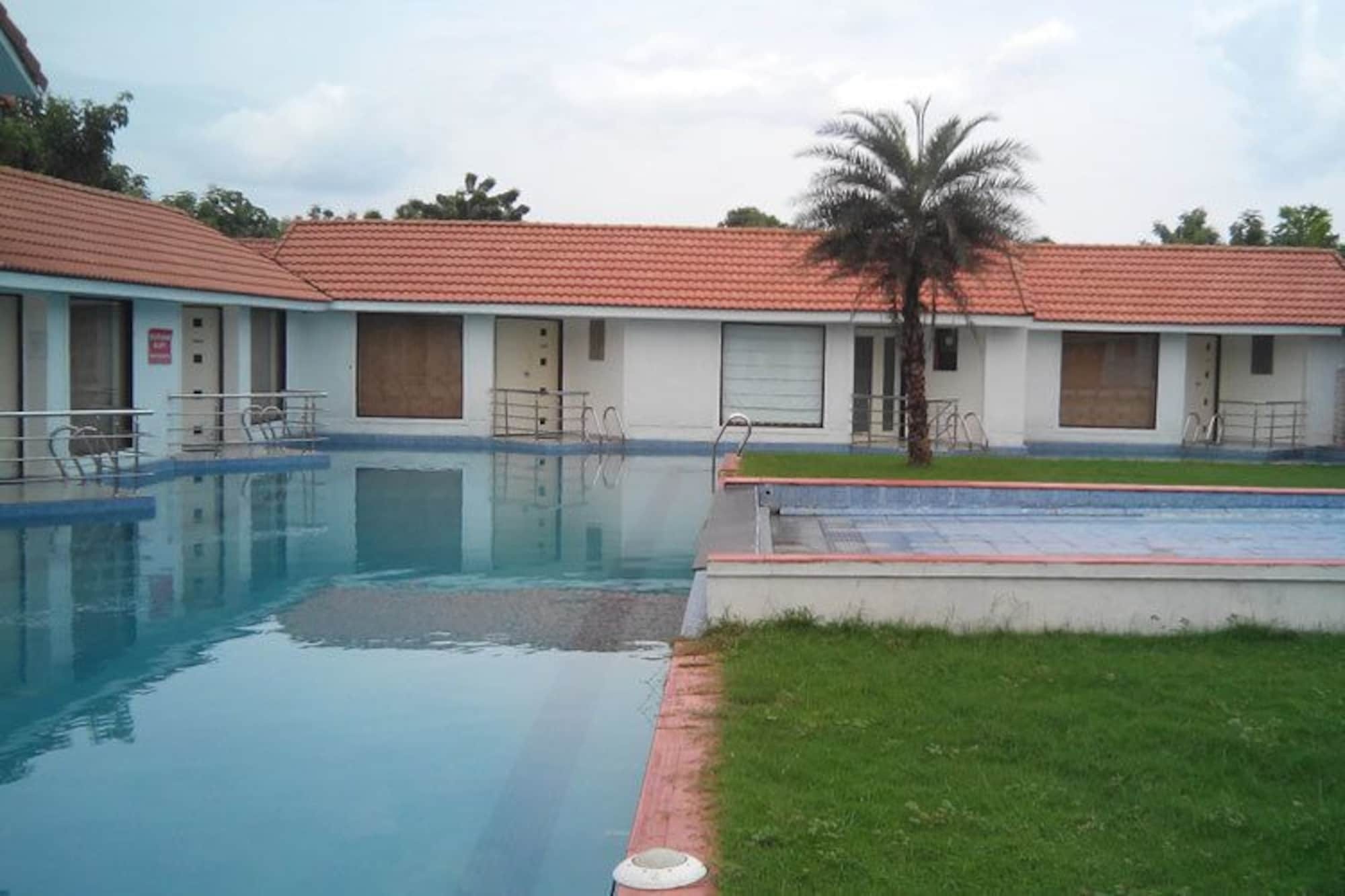 Village Retreat Τσενάι Εξωτερικό φωτογραφία